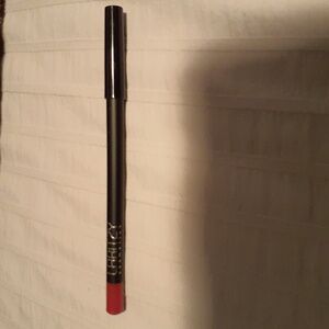 Laritzy Lip Pencil - Retro Red